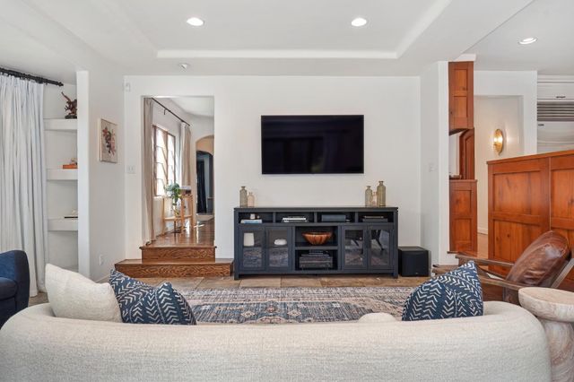 3501 Cutter Way, Sacramento, CA 95818
