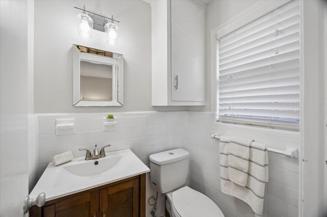 4411 Billingsley Street, Houston, TX 77009