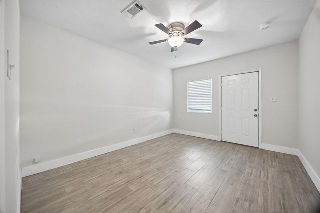 4411 Billingsley Street, Houston, TX 77009
