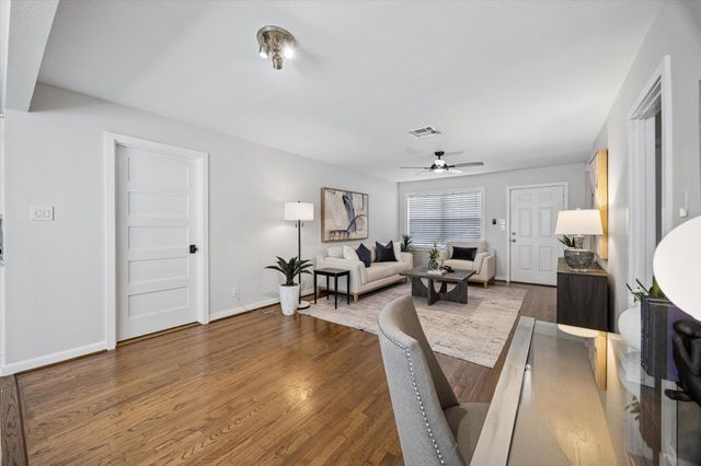 4411 Billingsley Street, Houston, TX 77009
