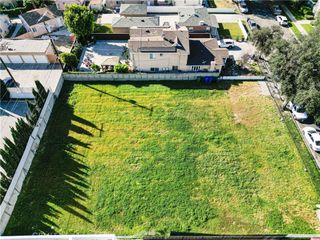 5922 Lemp Avenue, North Hollywood, CA 91601