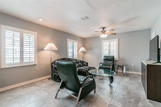 3611 W ANDERSON AVENUE, Tampa, FL 33611