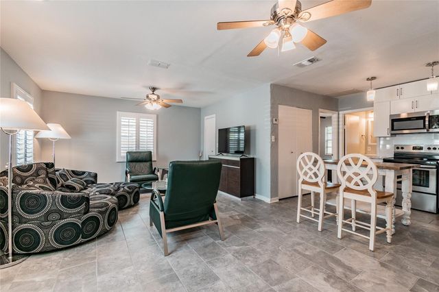 3611 W ANDERSON AVENUE, Tampa, FL 33611