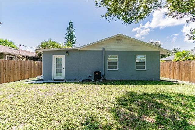 3611 W ANDERSON AVENUE, Tampa, FL 33611