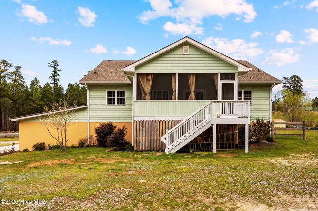 230 Causey Road, Vass, NC 28394