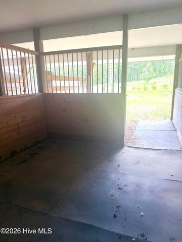 230 Causey Road, Vass, NC 28394