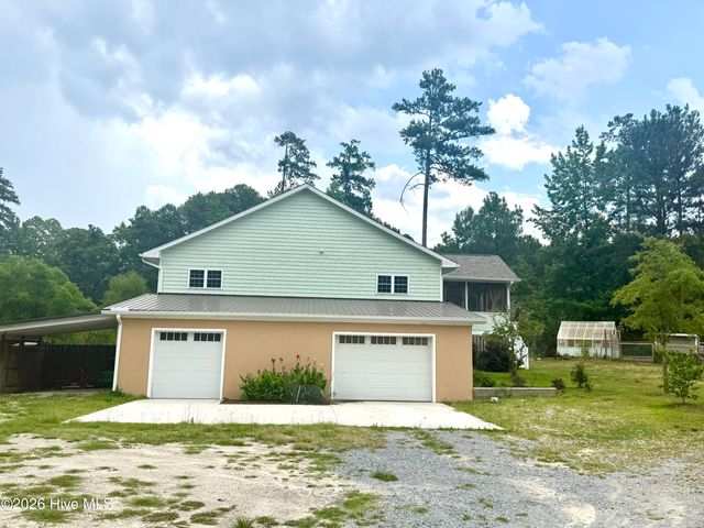 230 Causey Road, Vass, NC 28394