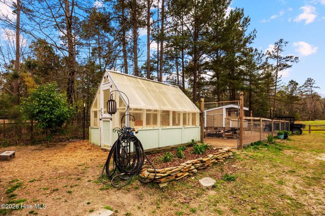 230 Causey Road, Vass, NC 28394