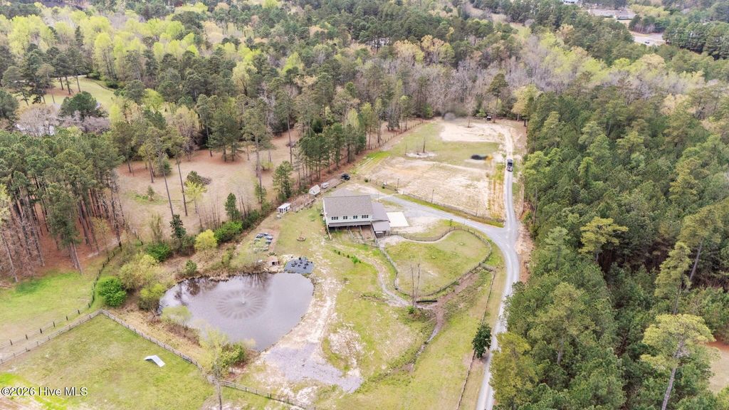 230 Causey Road, Vass, NC 28394