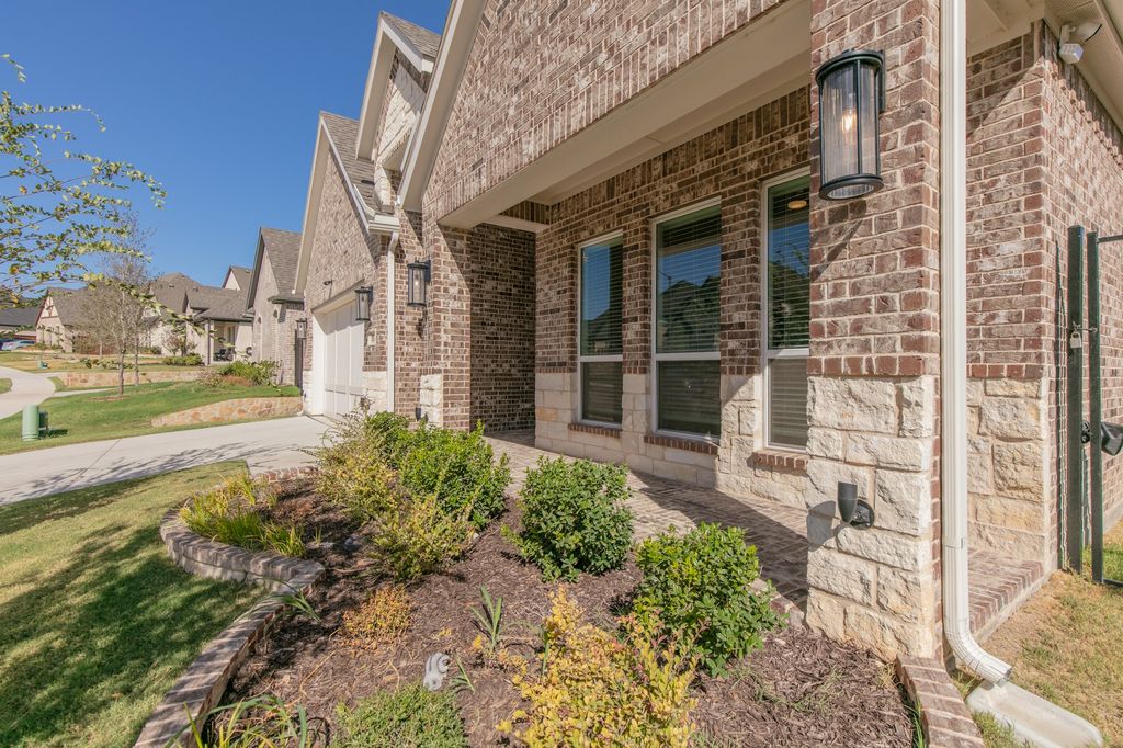 10129 La Frontera Drive, Fort Worth, TX 76179 — photo 5