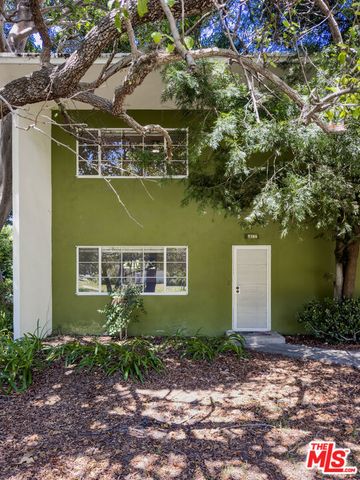 5366 Village, Los Angeles, CA 90016