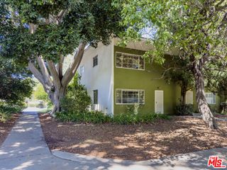 5366 Village, Los Angeles, CA 90016