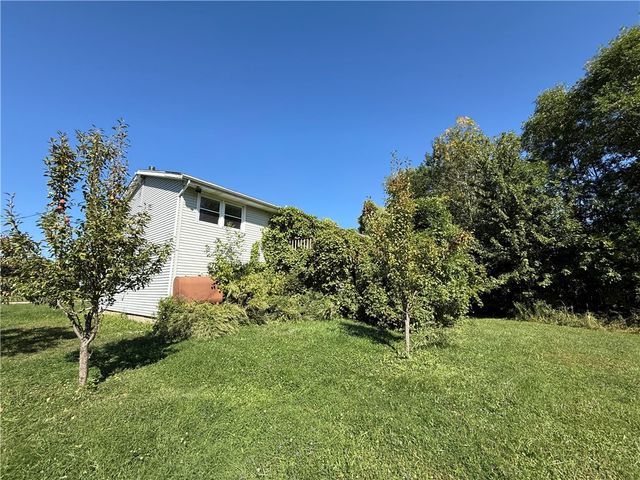 111 Shumway Road, Sweden, NY 14420