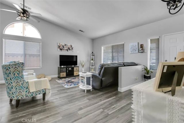 1932 Vosburg Court, San Jacinto, CA 92583