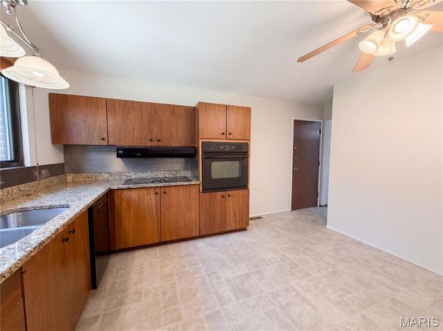 1440 Tina Drive, Florissant, MO 63033