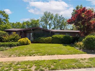 1440 Tina Drive, Florissant, MO 63033