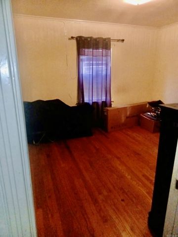 202 W 27, Pine Bluff, AR 71603