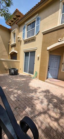 2905 Hidden Hills Road 2203, West Palm Beach, FL 33411