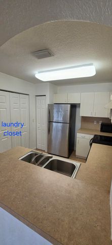 2905 Hidden Hills Road 2203, West Palm Beach, FL 33411