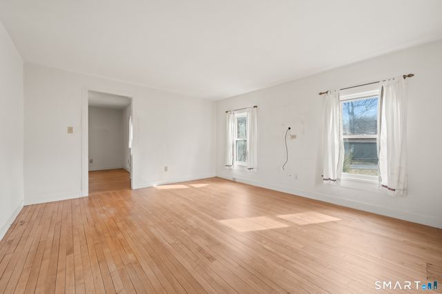 11 Conklin Street, Salisbury, CT 06068