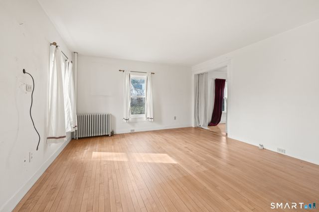 11 Conklin Street, Salisbury, CT 06068