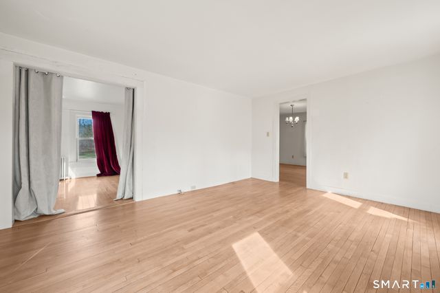 11 Conklin Street, Salisbury, CT 06068