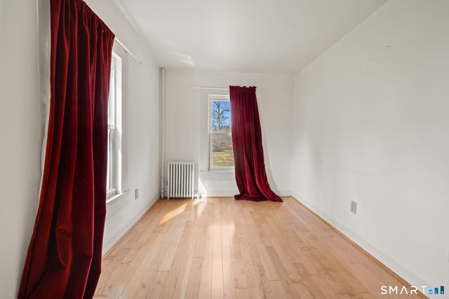 11 Conklin Street, Salisbury, CT 06068