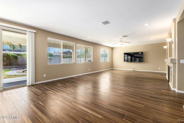 1211 W SYCAMORE Road, San Tan Valley, AZ 85140