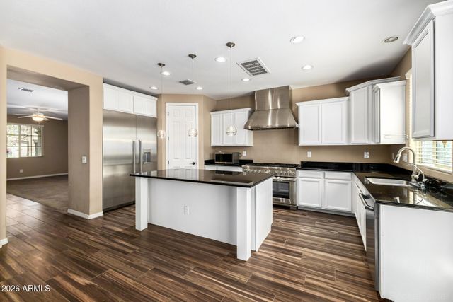 1211 W SYCAMORE Road, San Tan Valley, AZ 85140