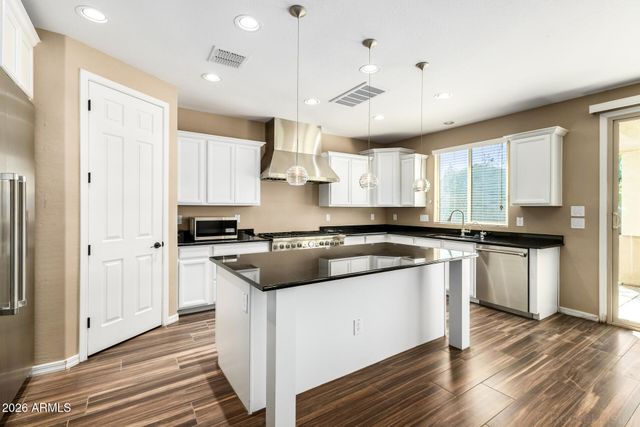 1211 W SYCAMORE Road, San Tan Valley, AZ 85140