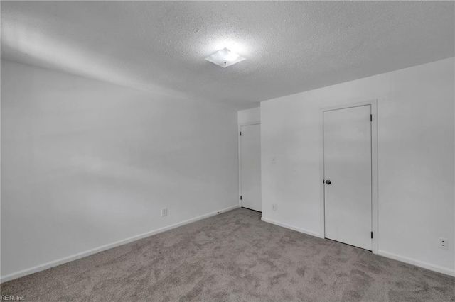 3 W River Rd RD, Poquoson, VA 23662
