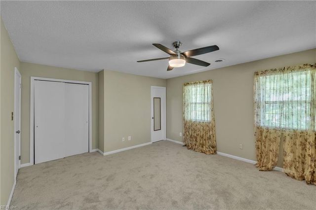 3 W River Rd RD, Poquoson, VA 23662