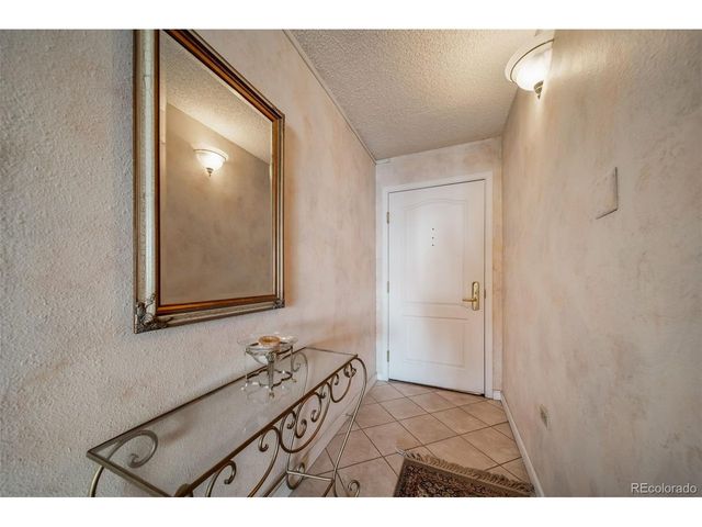 1020 15th St 34F, Denver, CO 80202