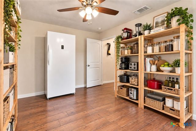 1463 Ramble Hills, Canyon Lake, TX 78133