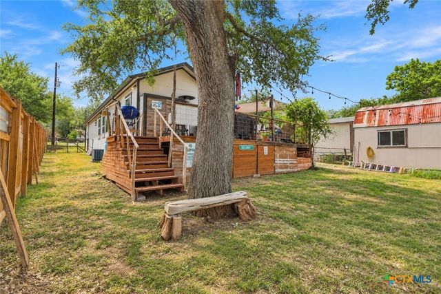 1463 Ramble Hills, Canyon Lake, TX 78133