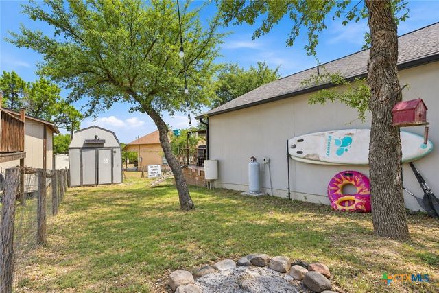 1463 Ramble Hills, Canyon Lake, TX 78133