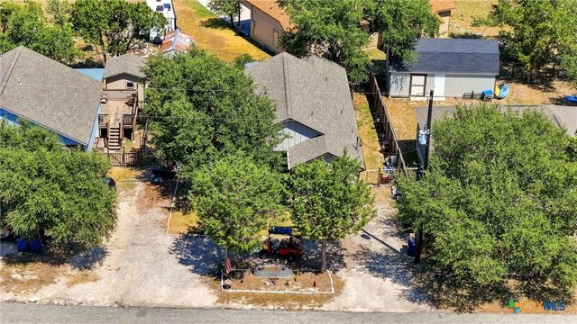 1463 Ramble Hills, Canyon Lake, TX 78133