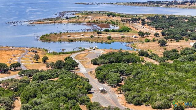 1463 Ramble Hills, Canyon Lake, TX 78133