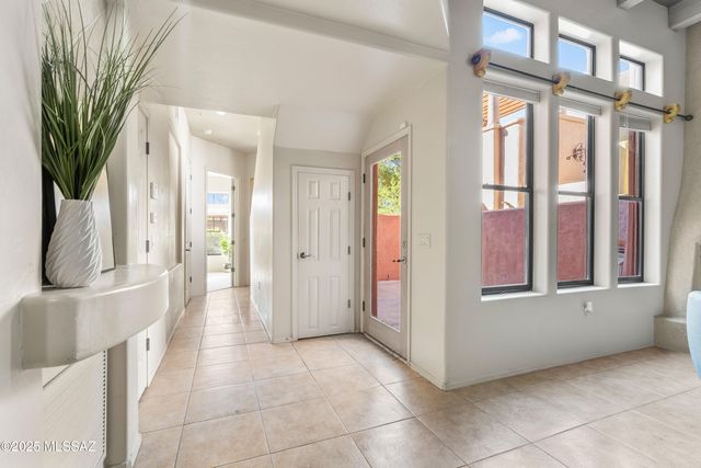 505 Post Way, Tubac, AZ 85646