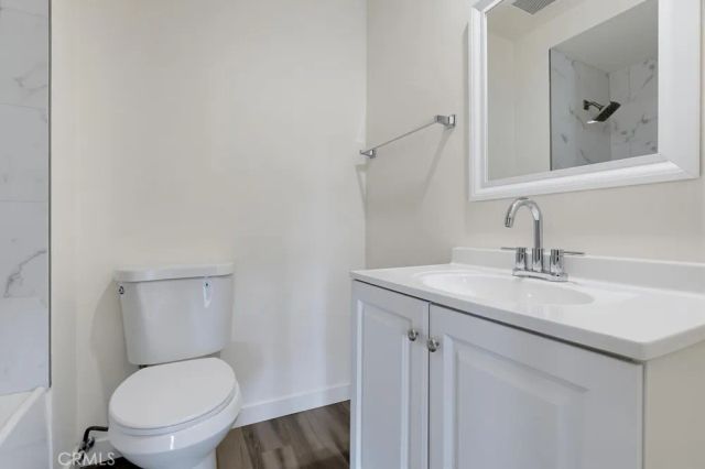 5269 Colodny Drive 7, Agoura Hills, CA 91301