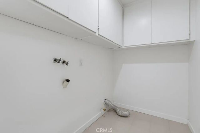 5269 Colodny Drive 7, Agoura Hills, CA 91301