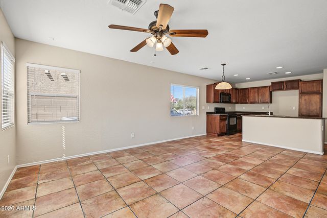 28240 N QUARTZ Way, San Tan Valley, AZ 85143