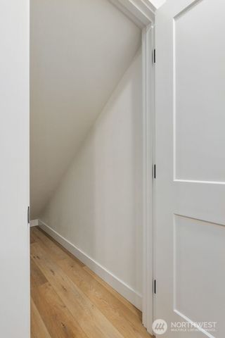 8508 1st Avenue NE, Seattle, WA 98115