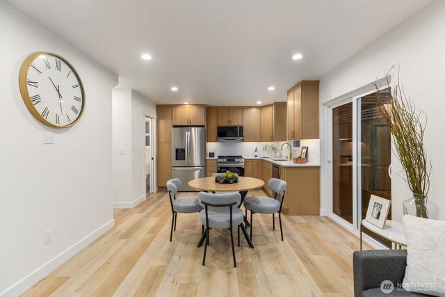 8508 1st Avenue NE, Seattle, WA 98115