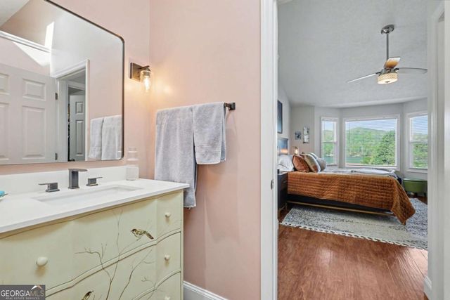 614 Waterview Drive, Hiawassee, GA 30546