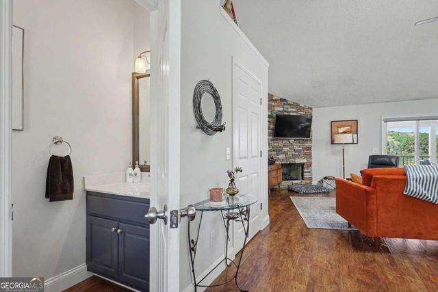 614 Waterview Drive, Hiawassee, GA 30546
