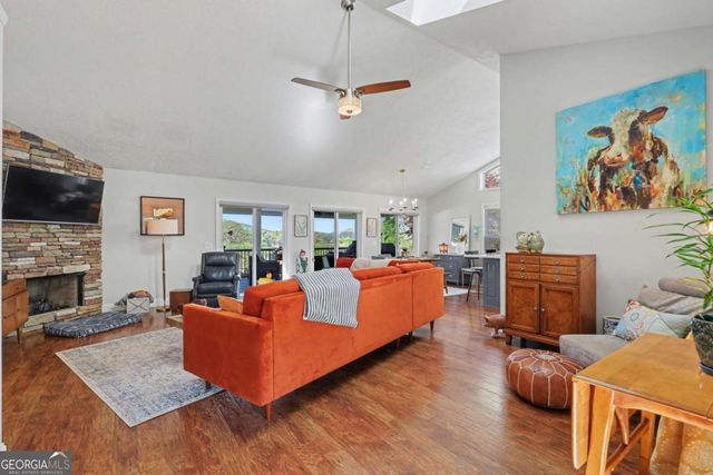 614 Waterview Drive, Hiawassee, GA 30546