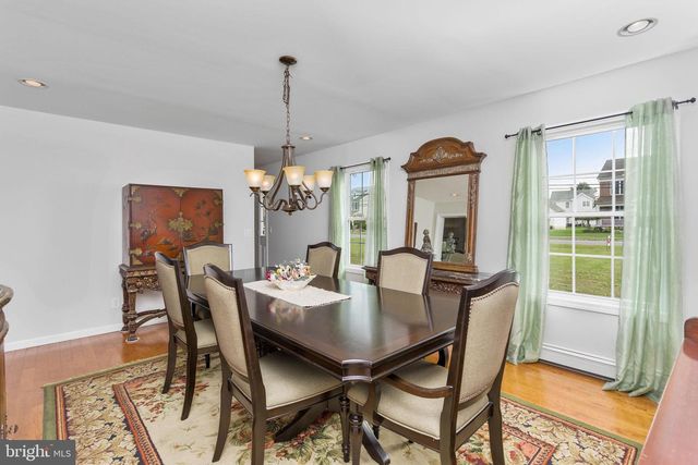 26 FENTON LN, Chesterfield, NJ 08515