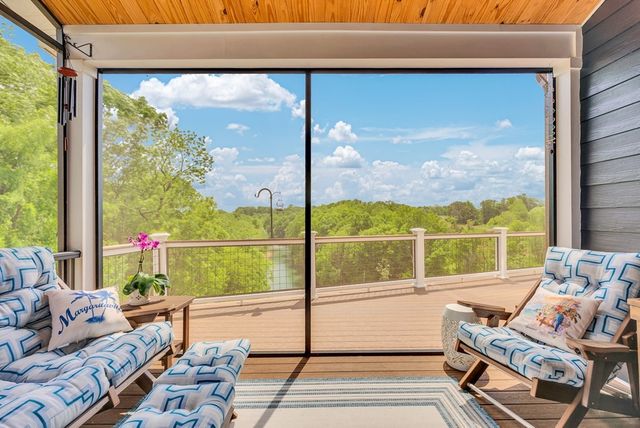 136 Rocky River Shores Dr, Rock Island, TN 38581