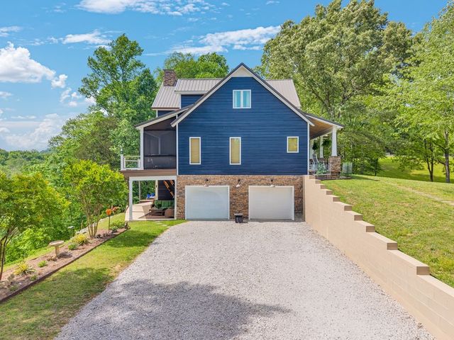 136 Rocky River Shores Dr, Rock Island, TN 38581
